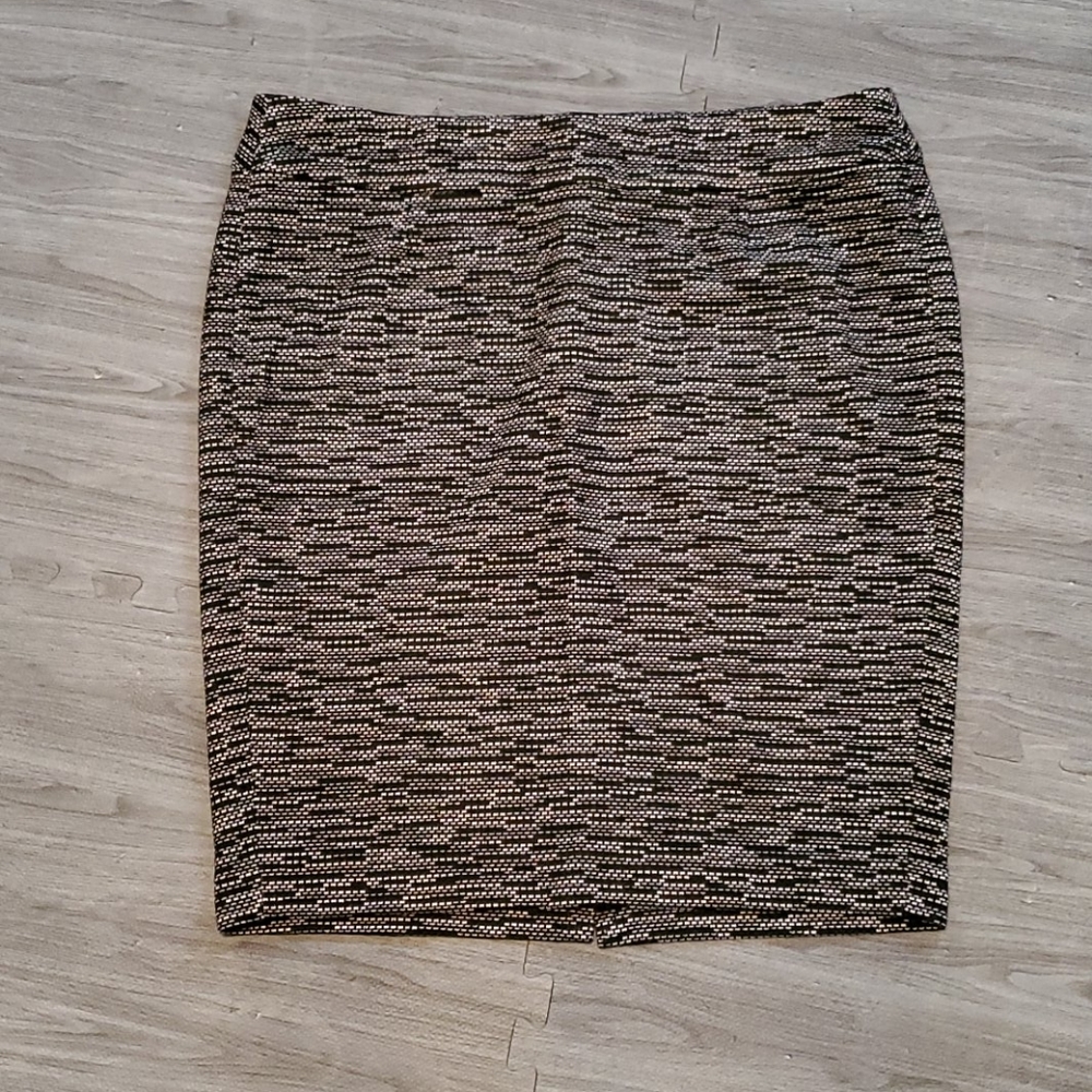 Pencil skirt